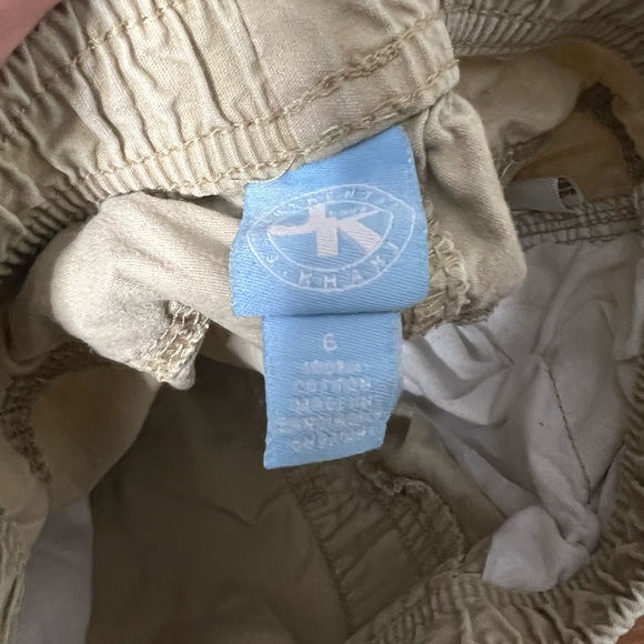 JK J. Khaki elastic waistband cargo shorts - Picture 2 of 4